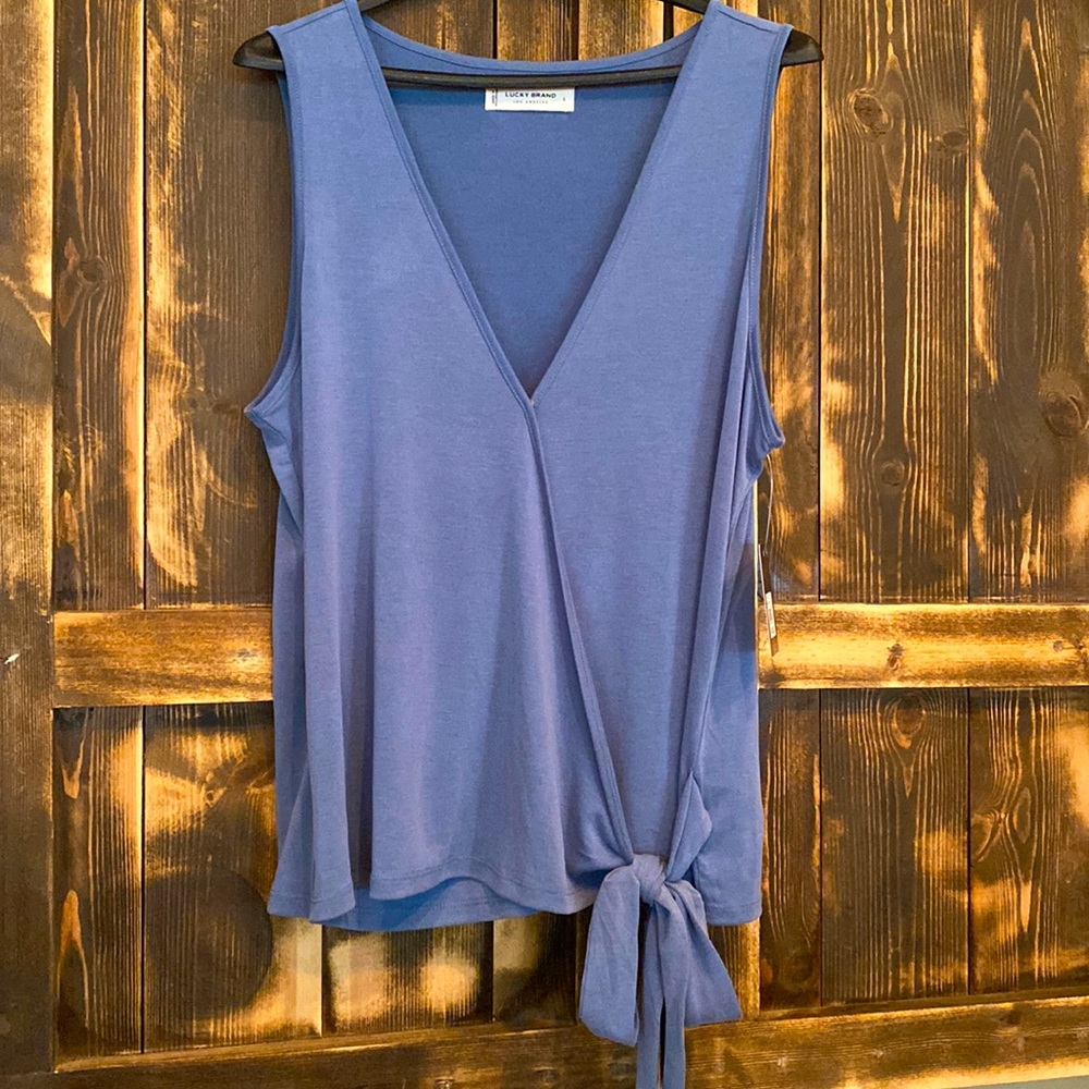 NWT Lucky Brand wrap blouse! 🍀